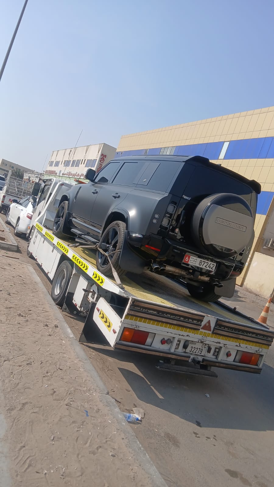 Recovery truck image 5